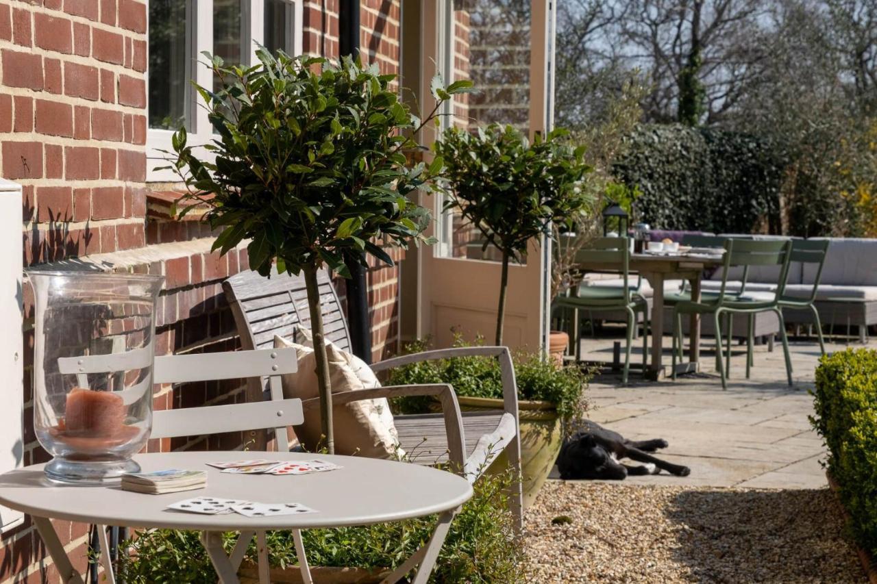 The Lodge New Milton Exterior foto